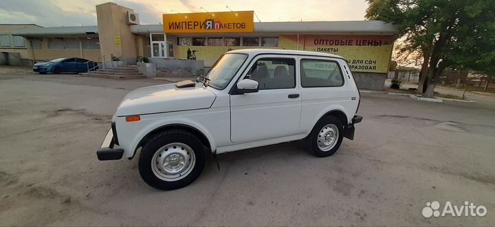 LADA 4x4 (Нива) 1.7 МТ, 2008, 100 000 км