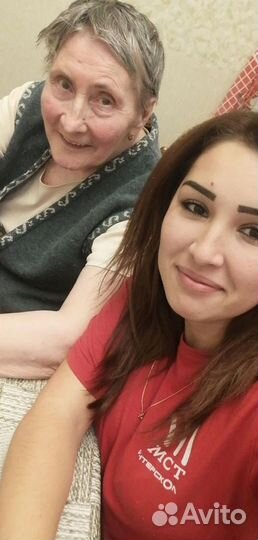 Сиделка для пожилого человека