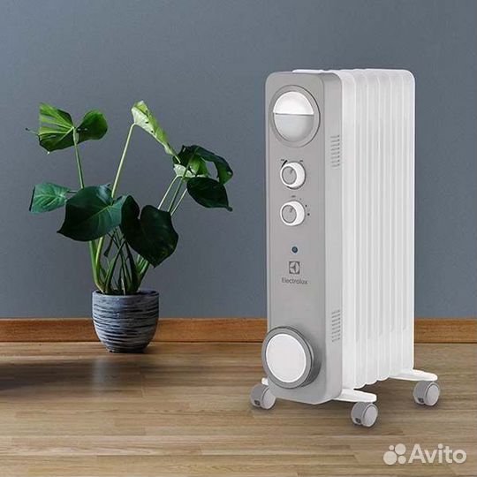 Масляный обогреватель Electrolux EOH/M-C157