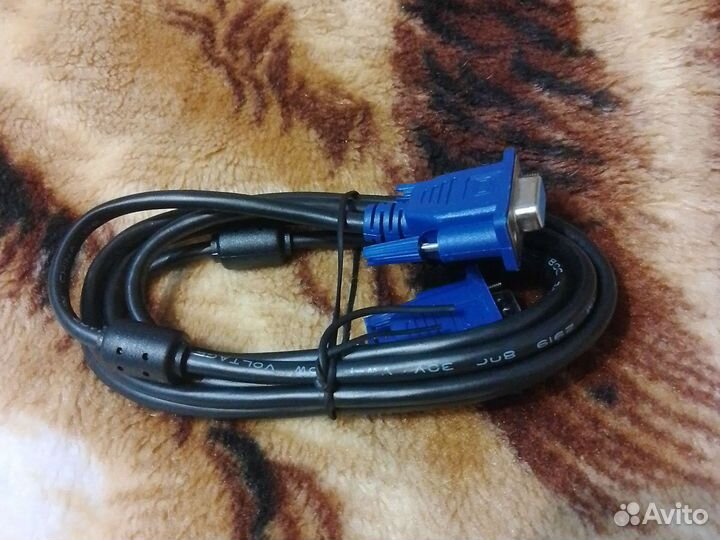 Кабель VGA-VGA