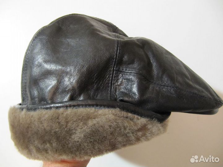 Кепка из натуральной кожи и меха