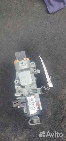 Замок mazda 6 gg 2002