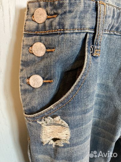 Комбинезон джинсовый