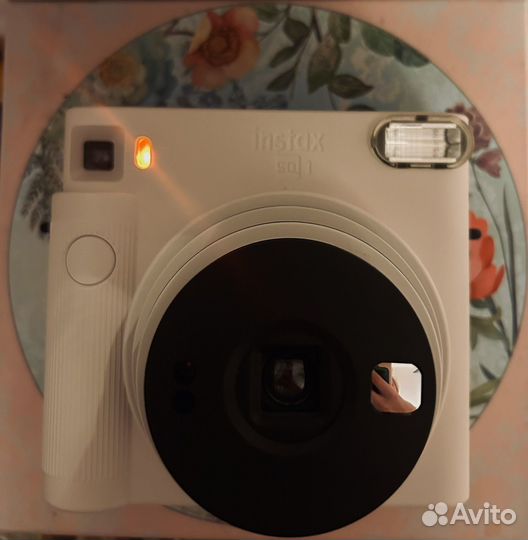 Фотоаппарат instax