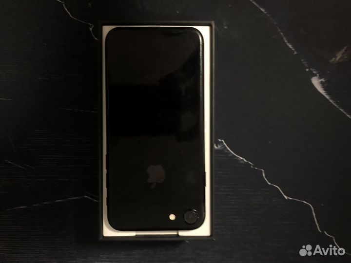 iPhone 7 jet black
