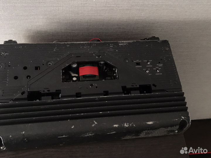 Уселител jvc