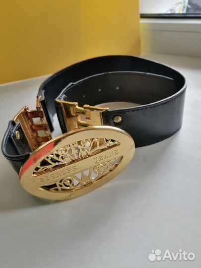 Ремень с шикарной пряжкой и метал деталями