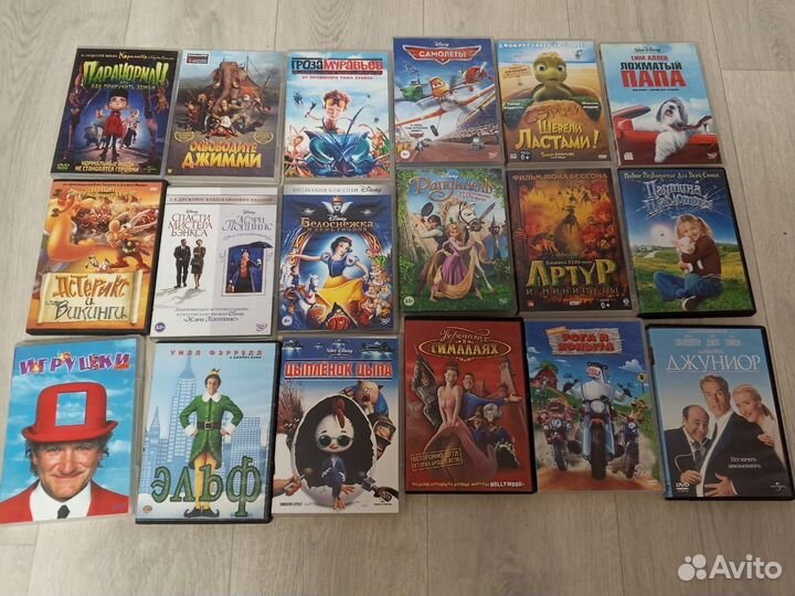 Фильмы DVD по одному на диске
