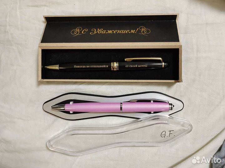 Ручка подарочная шариковая в футляре