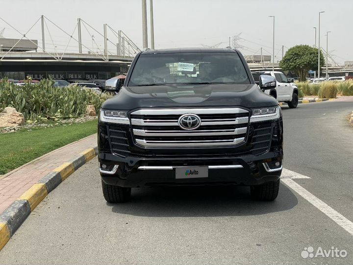 Toyota Land Cruiser 4.0 AT, 2022, 5 км