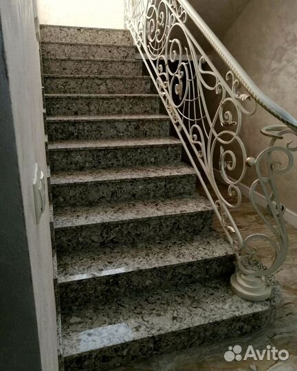 Лестница из акрила