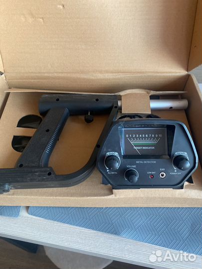 Металлоискатель бу Detector MD 4030