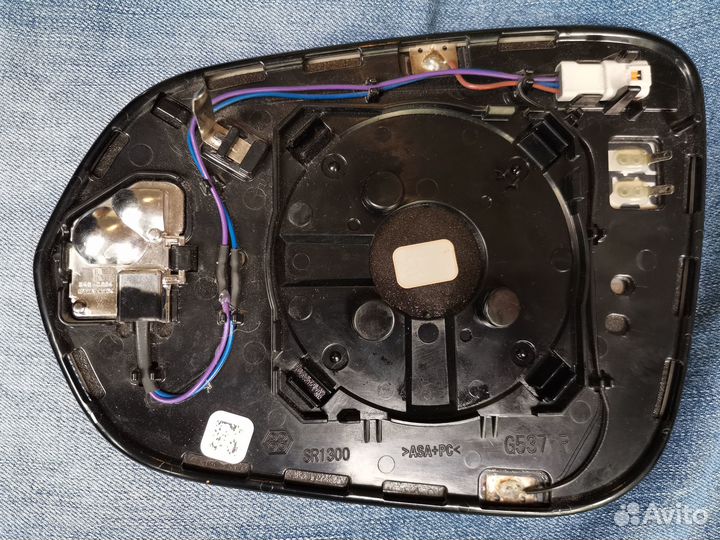 Зеркальный элемент Lexus RX с BSM