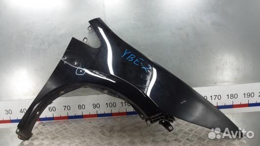 Крыло переднее правое honda civic 8 (YBE02EC01)
