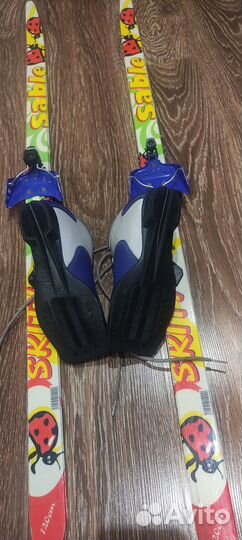 Детские пластиковые лыжи с ботинками 32