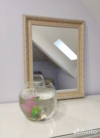 Зеркало в классической раме