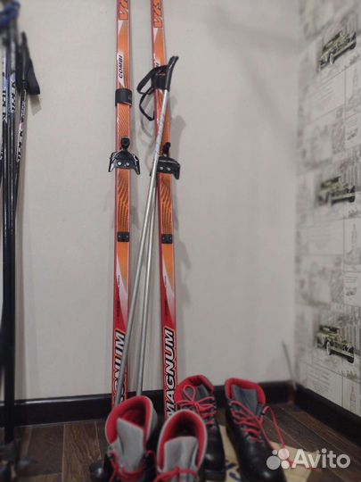 Беговые лыжи