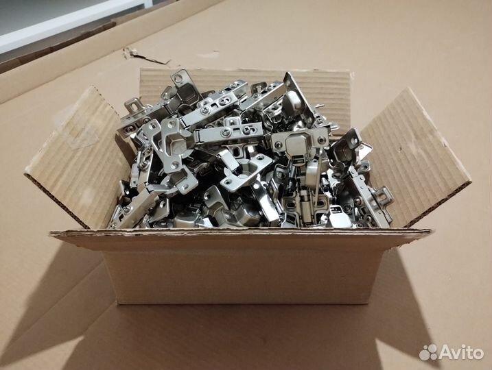 Петли мебельные