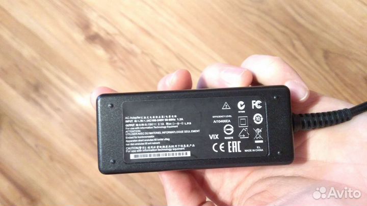 Блок питания для нетбука