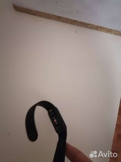 Часы ми бенд 5