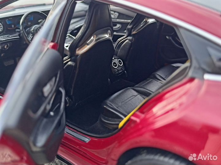 1:18 Norev Mercedes Benz S63 AMG 4-door Coupe