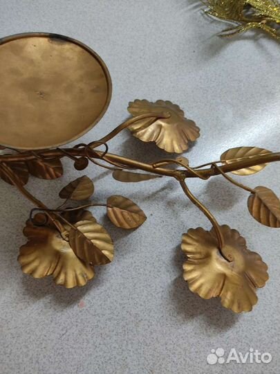 Старинный подсвечник