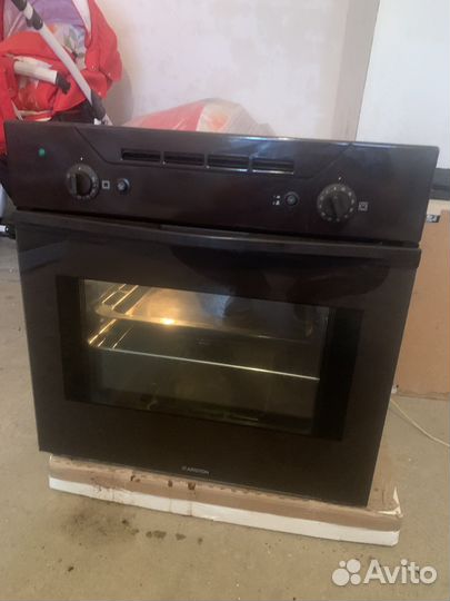 Духовой шкаф Hotpoint, газовый и эл теном