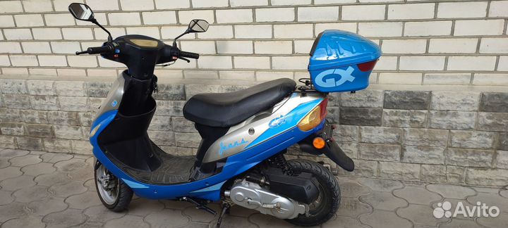 Скутер GX Moto