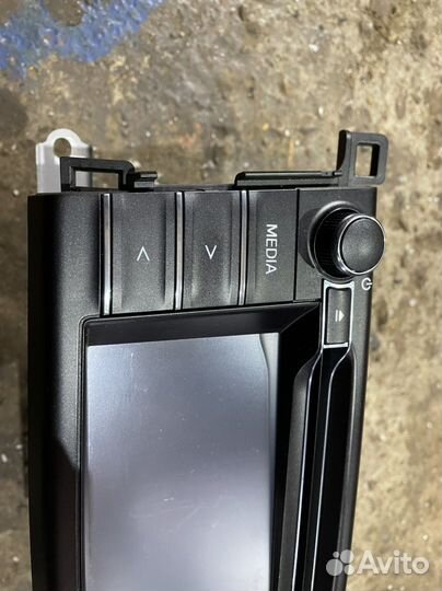 Рав 4 40 штатная магнитола