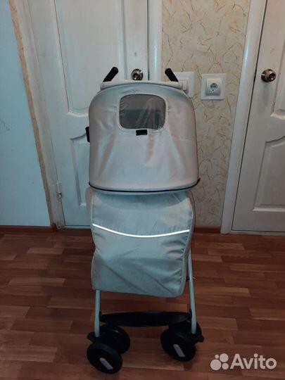 Продаётся прогулочная коляска
