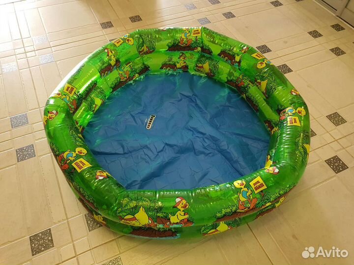 Детский бассейн