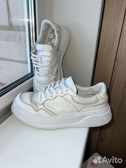 Кроссовки Gucci оригинал 6 1/2 белые