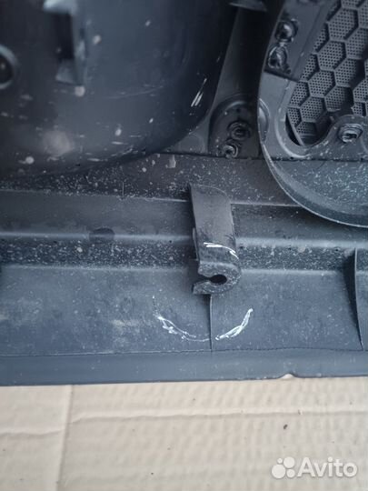 Обшивка двери передней правой Audi A4 B7 2007 г