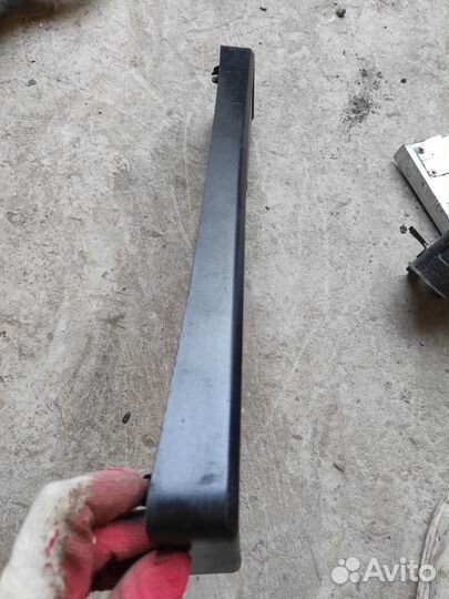 Подиум номерного знака передний Chevrolet Trailbla