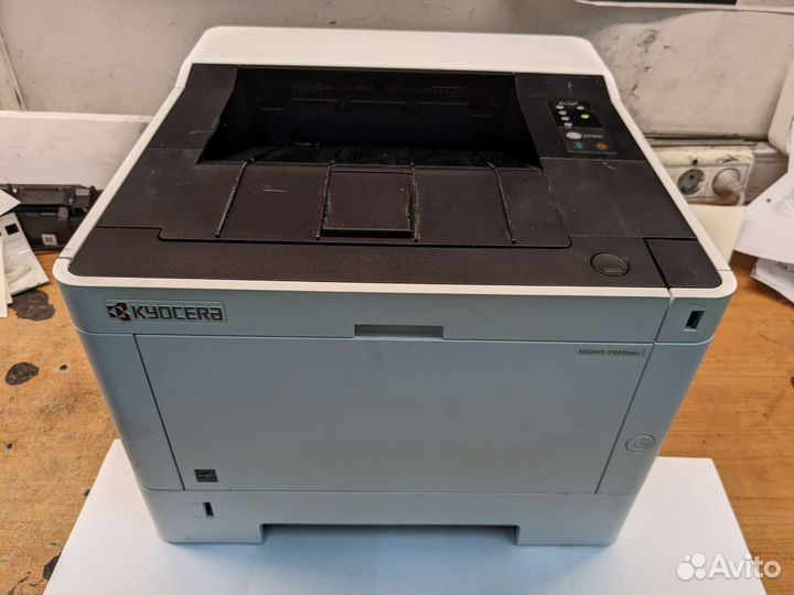 Kyocera P2235dn