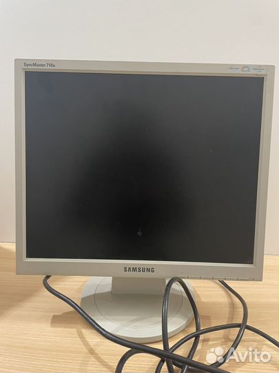 Монитор Samsung syncmaster 710n