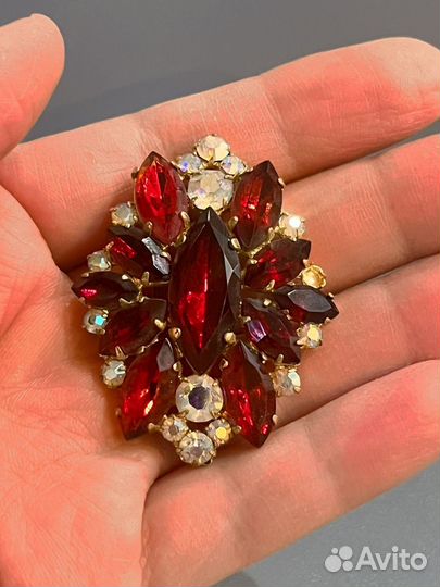 Брошь винтажная чехия