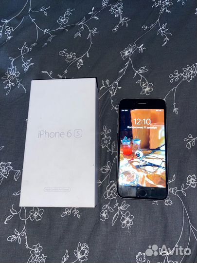 iPhone 6S, 64 ГБ
