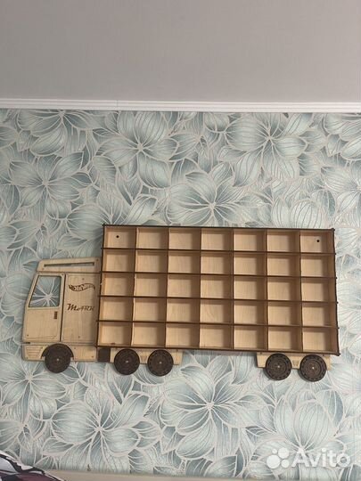 Гараж для детских машинок. hot wheels. Mecard