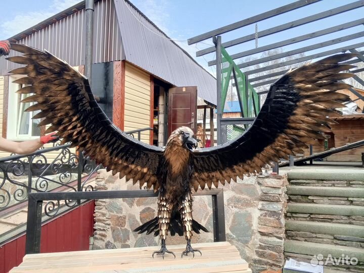 Орёл из металла