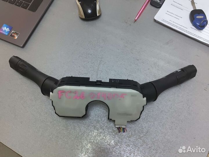 Переключатель оригинал nissan sirena C26 с птф