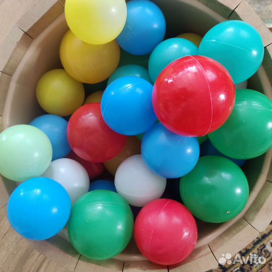 Развивающий коврик tiny love+игрушки+шары