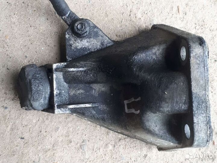Правый кронштейн двигателя ауди а6с5 audi a6c5
