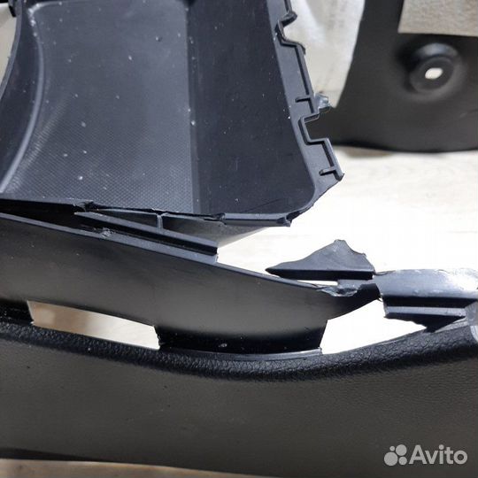 Консоль центральная Hyundai I30 2014