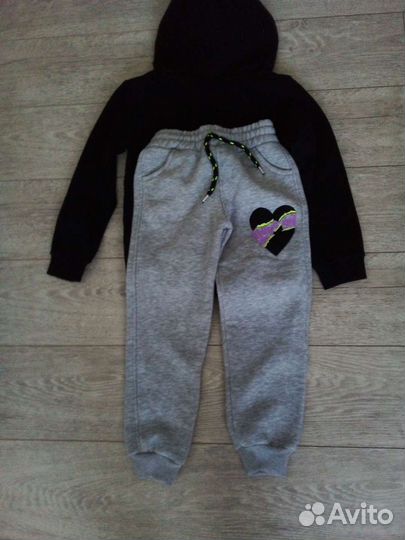 Спортивный костюм