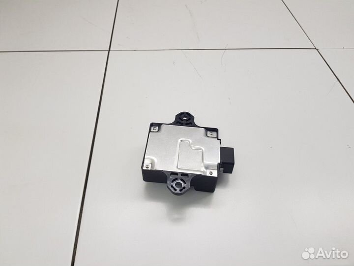 Электронный блок топливного насоса (Genesis G80 I)