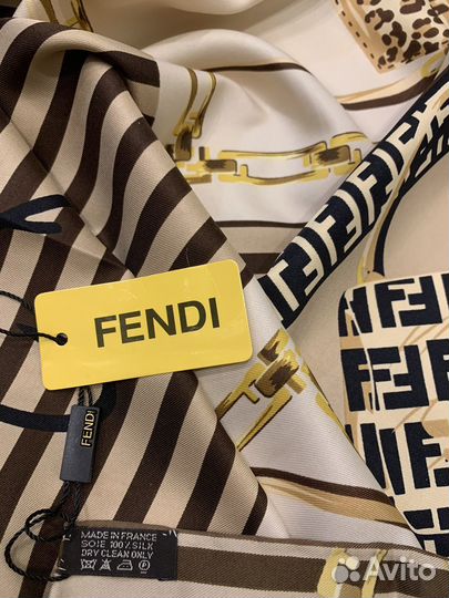 Шелковый платок шаль Fendi бежевый