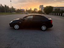 Hyundai Verna 1.4 MT, 2006, 215 119 км, с пробегом, цена 410 000 руб.