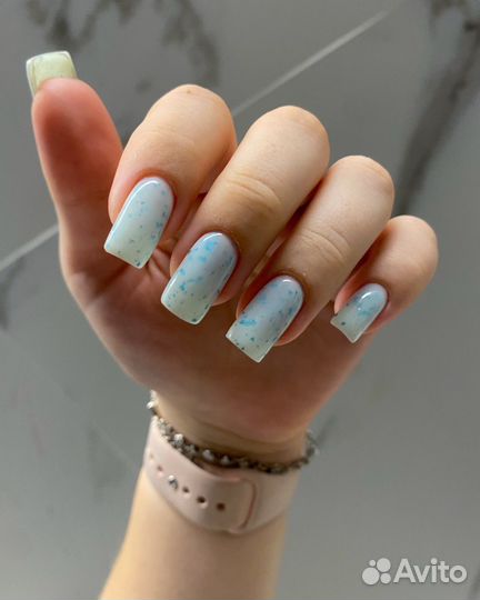 Маникюр и педикюра с покрытием гель-лак
