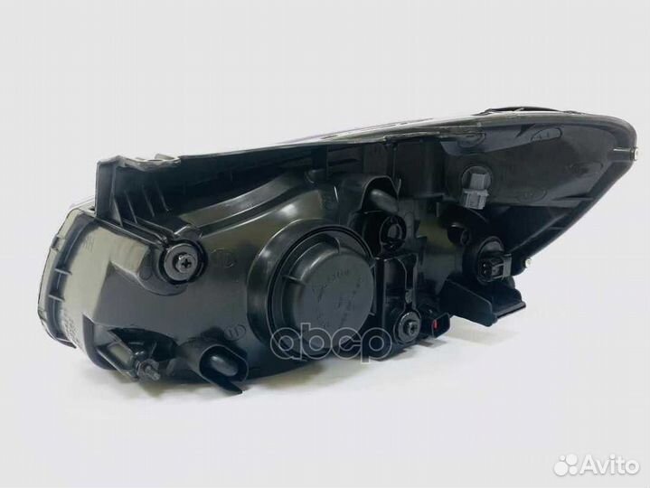 Фара правая U0521024R Ukor Auto